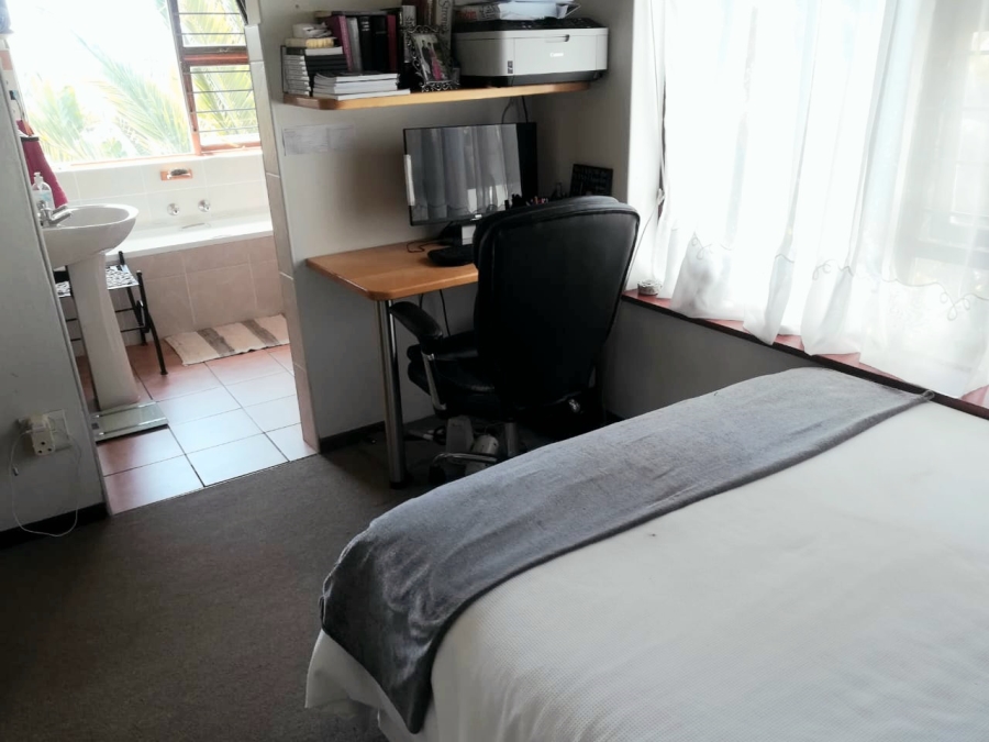 3 Bedroom Property for Sale in King George Park Western Cape